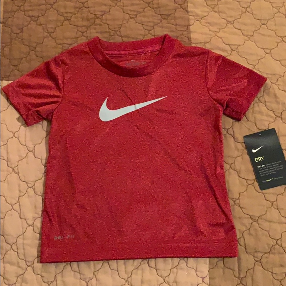 NWT Nike Dry Fit